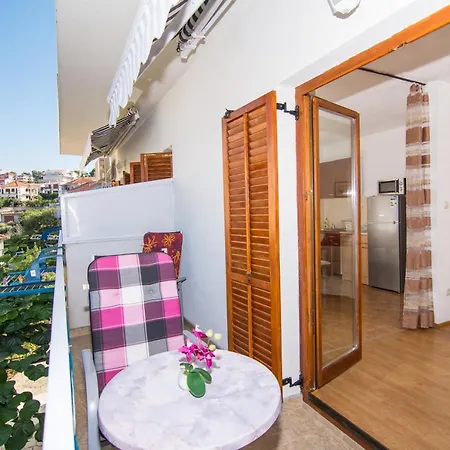 With Parking Space - 17609 Trogir