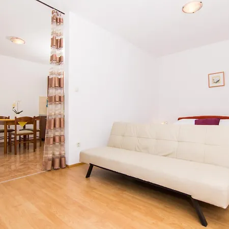 Apartment With A Parking Space - 17609 *